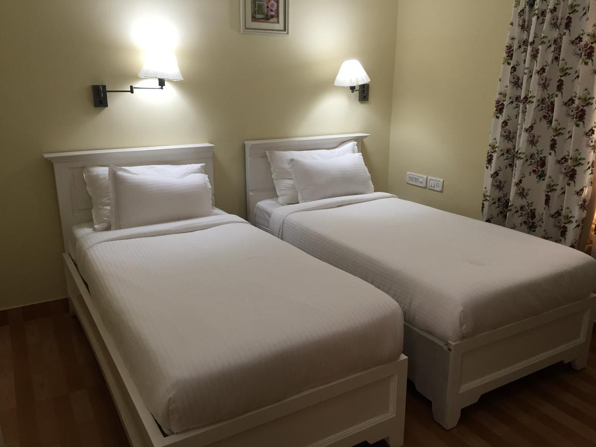 Daffodils Spice Court Hotell Kochi Eksteriør bilde