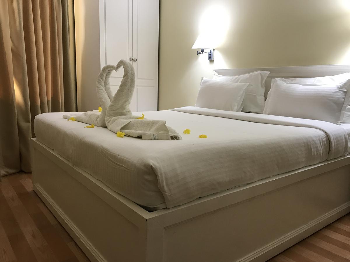 Daffodils Spice Court Hotell Kochi Eksteriør bilde
