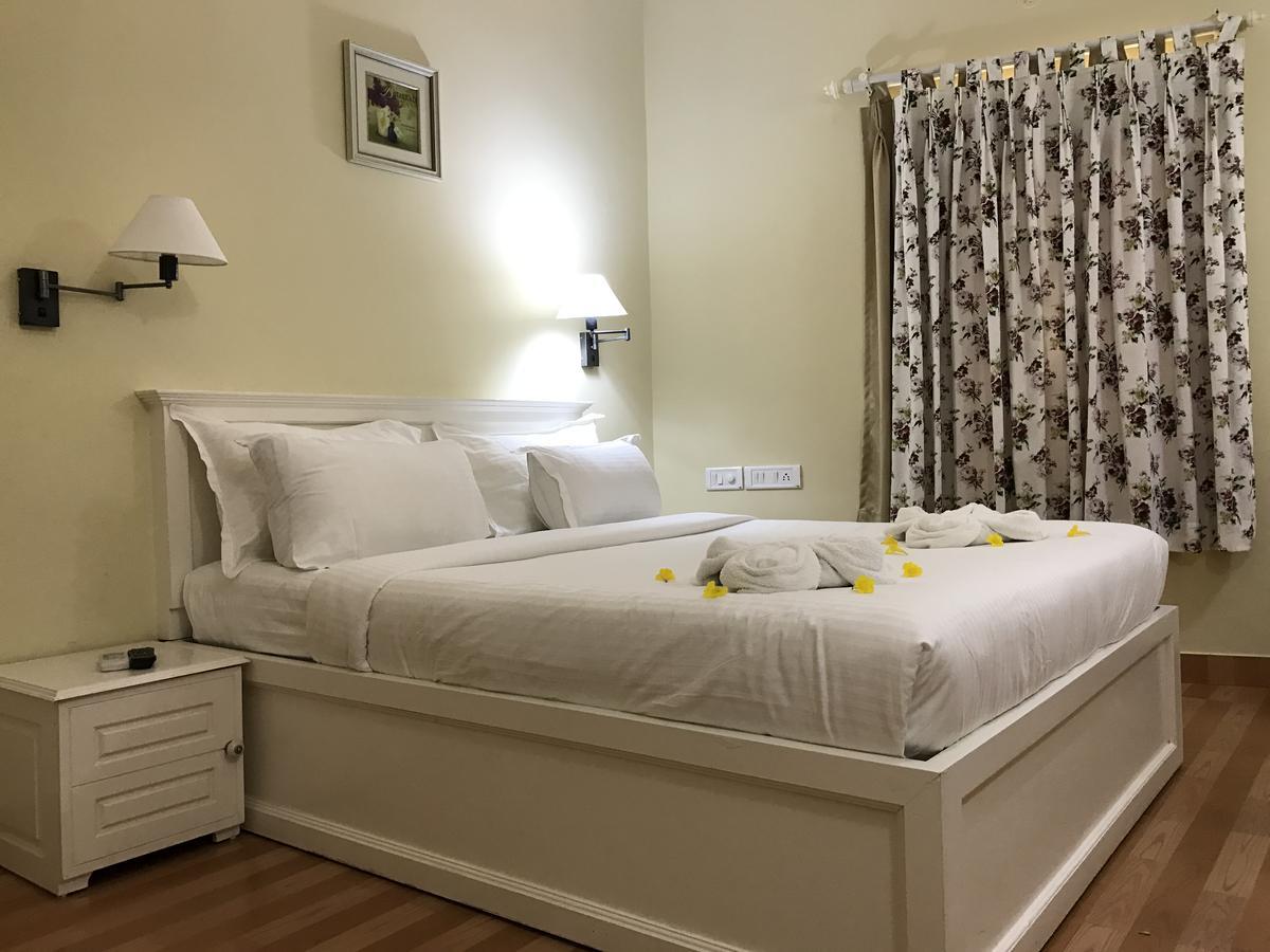 Daffodils Spice Court Hotell Kochi Eksteriør bilde