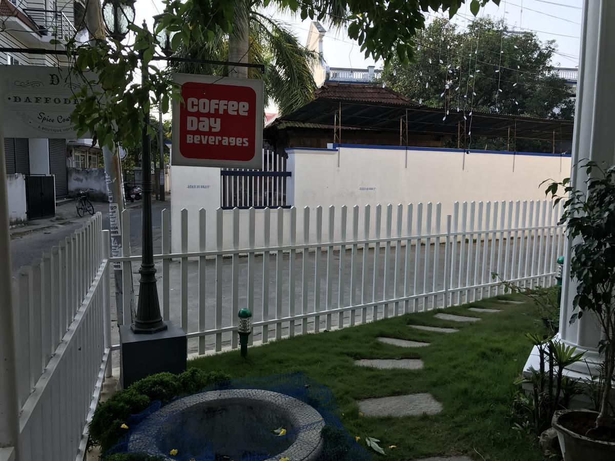 Daffodils Spice Court Hotell Kochi Eksteriør bilde